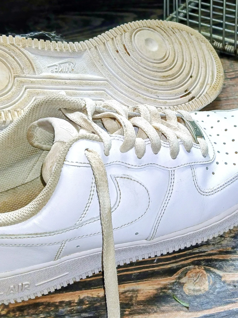 Men's Nike Air Force 1 Sneakers Size 8
